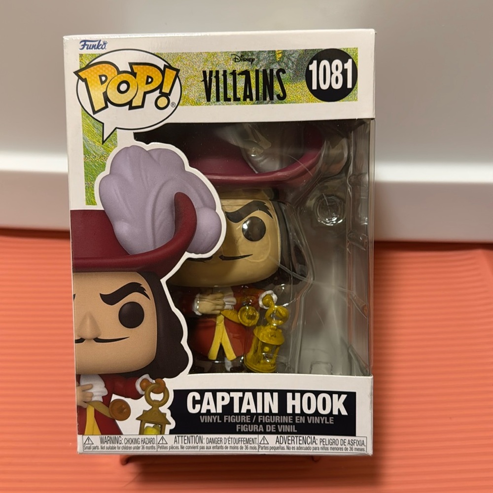 FUNKO DISNEY VILLAIN CAPTAIN HOOK NEW IN BOX FUNKO 1081
